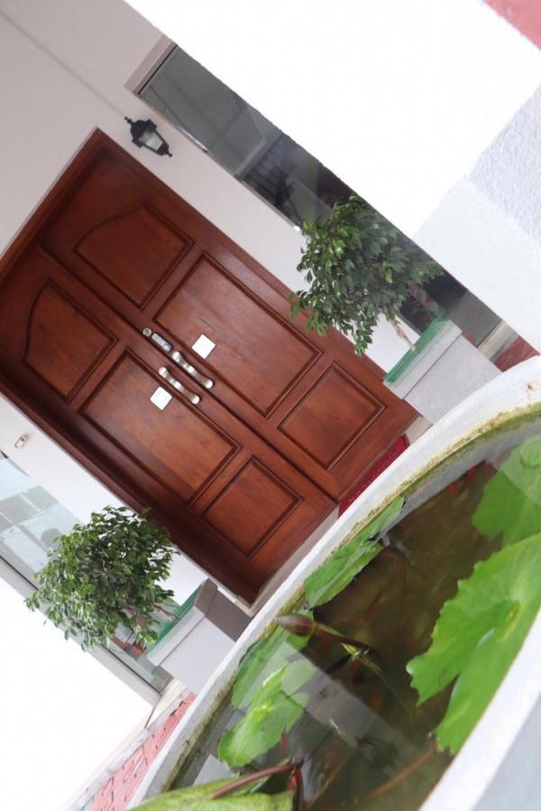 Ryan Residence & Restaurant ネゴンボ エクステリア 写真